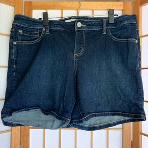 Stretch Denim Shorts - Torrid